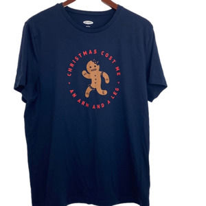 Old Navy Christmas Tshirt large